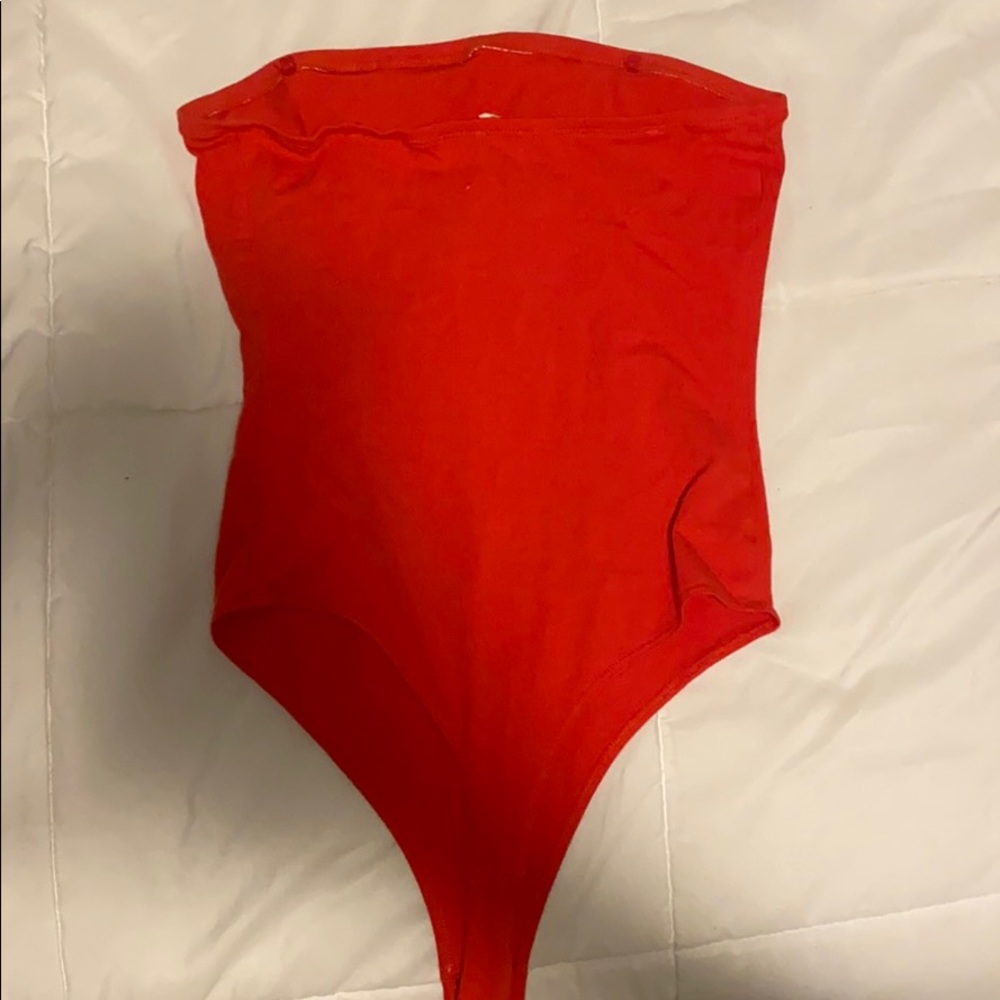 Red strapless body suit from garage - Picture 2 of 3